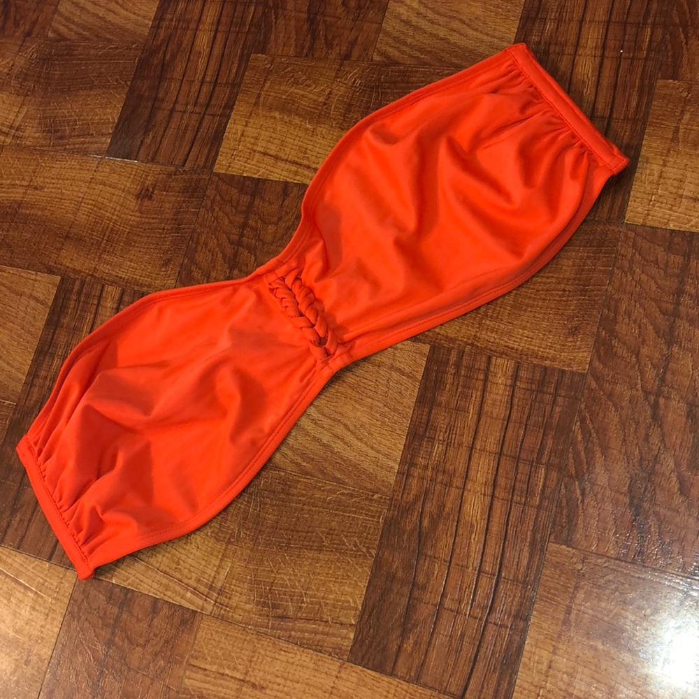 Halter bikini top